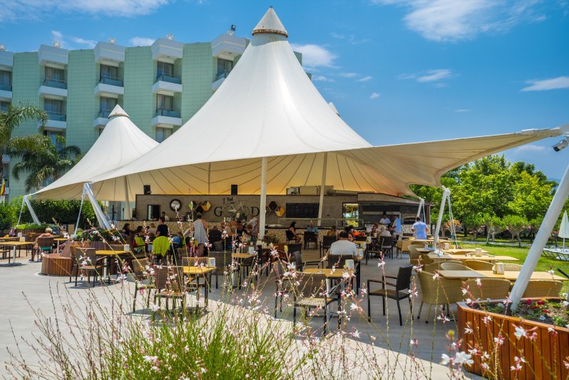 Kusadasi utazás Grand Belish