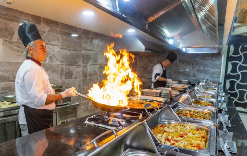 Kusadasi utazás Grand Belish