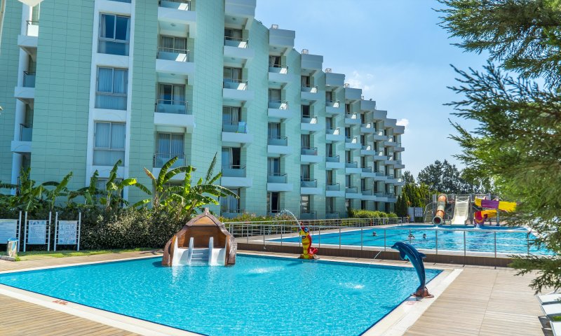 Kusadasi utazás Grand Belish