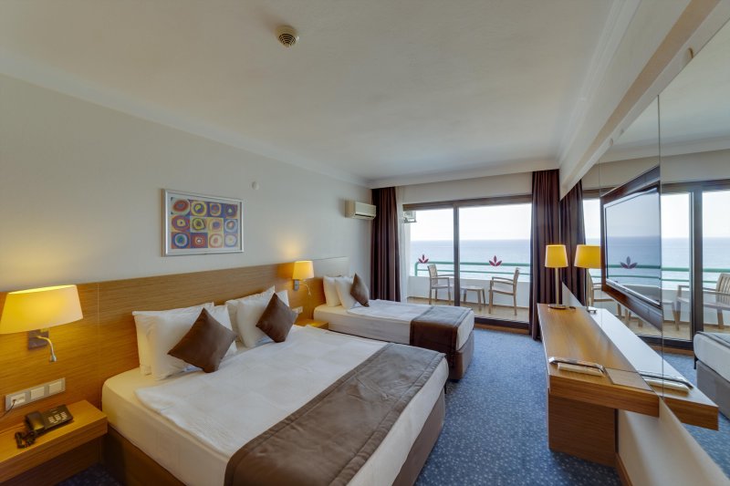 Kétágyas szoba, kilátással a tengerre