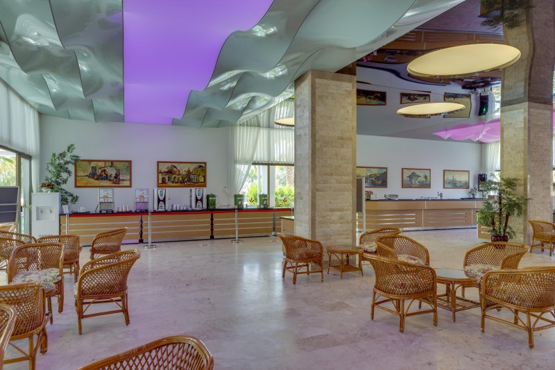 Kusadasi utazás Grand Efe