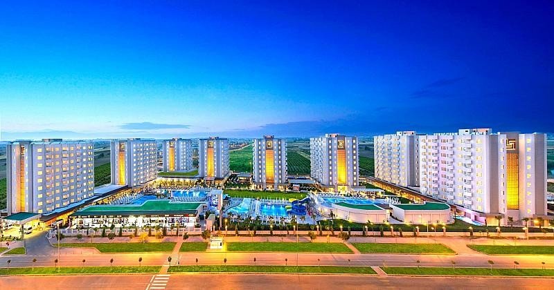 Antalya utazás Grand Park Lara