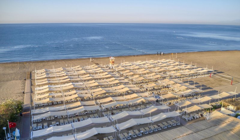 Antalya utazás Grand Park Lara