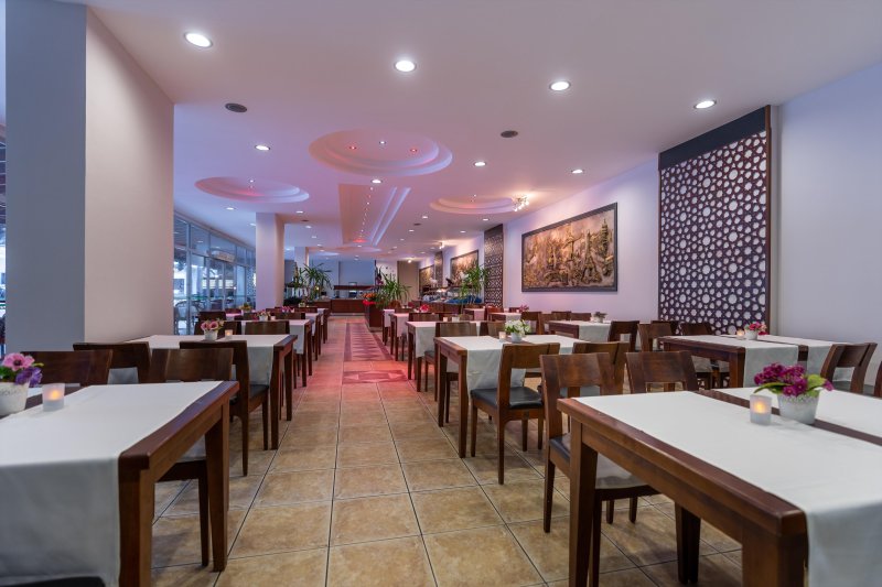 Kemer utazás Grand Viking Hotel