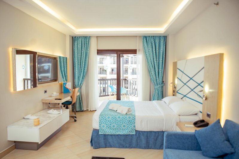 Hurghada utazás Gravity Hotel & Aqua Park (ex Samra Bay)