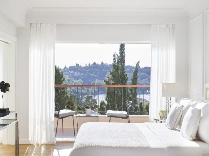 Panorámás bungaló tengerre néző kilátással