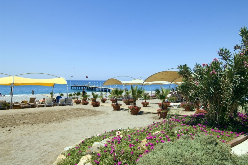 Alanya utazás Gypsophila Holiday Village