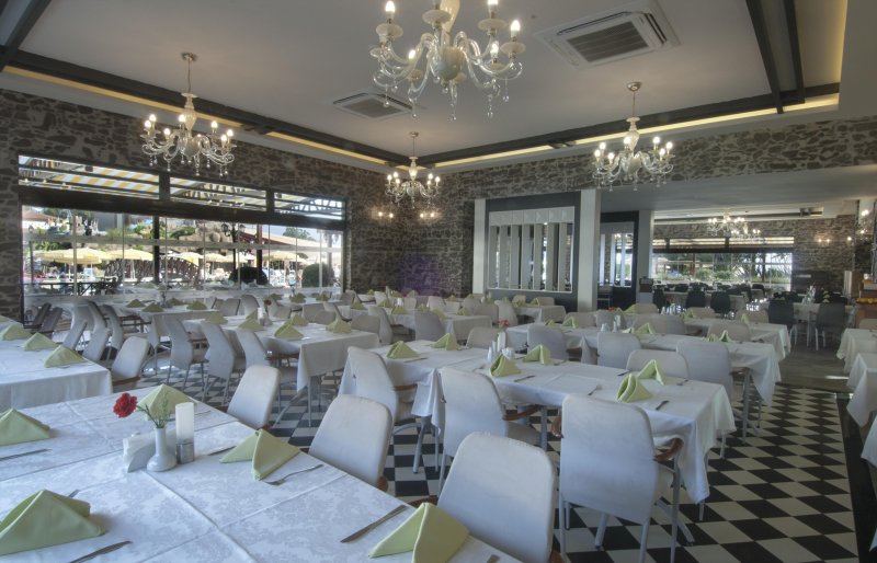 Alanya utazás Gypsophila Holiday Village