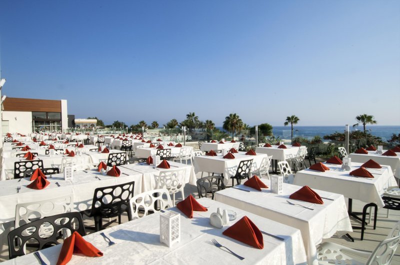 Alanya utazás Gypsophila Holiday Village