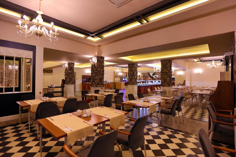 Alanya utazás Gypsophila Holiday Village