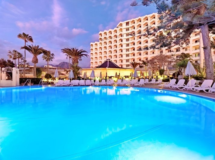 Tenerife Playa de las Americas utazás H10 Las Palmeras