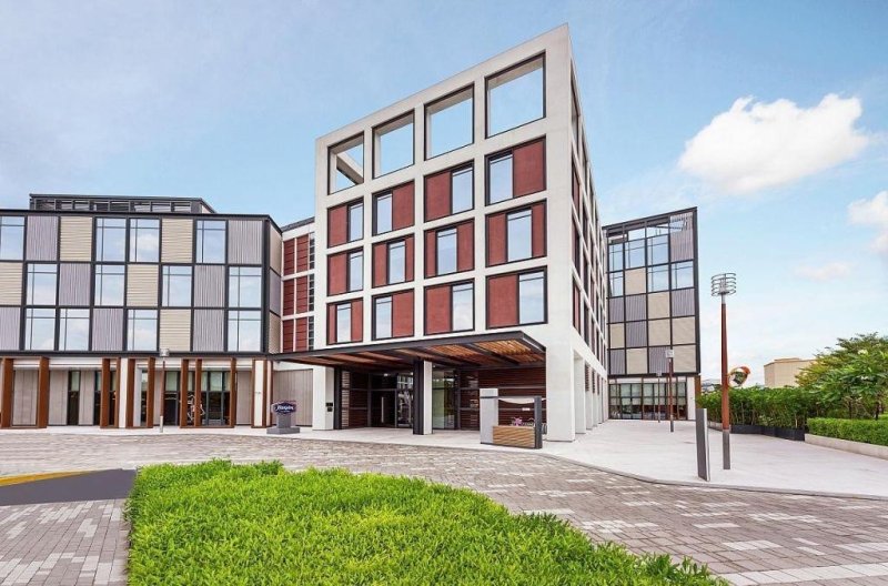 Dubai utazás Hampton by Hilton Dubai Al Seef