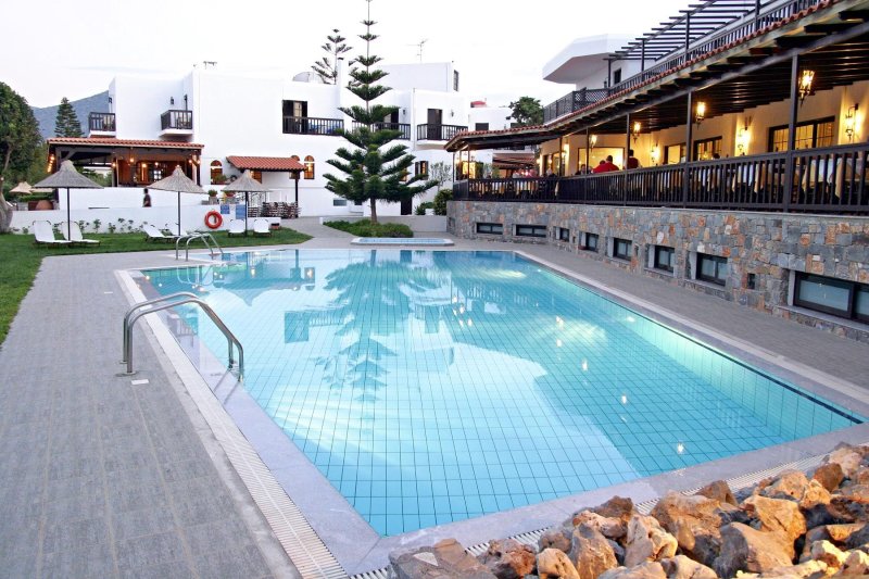 Kréta Hersonissos utazás Hersonissos Maris