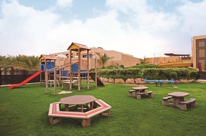 Ras Al Khaimah utazás Hilton Ras Al Khaimah Beach Resort