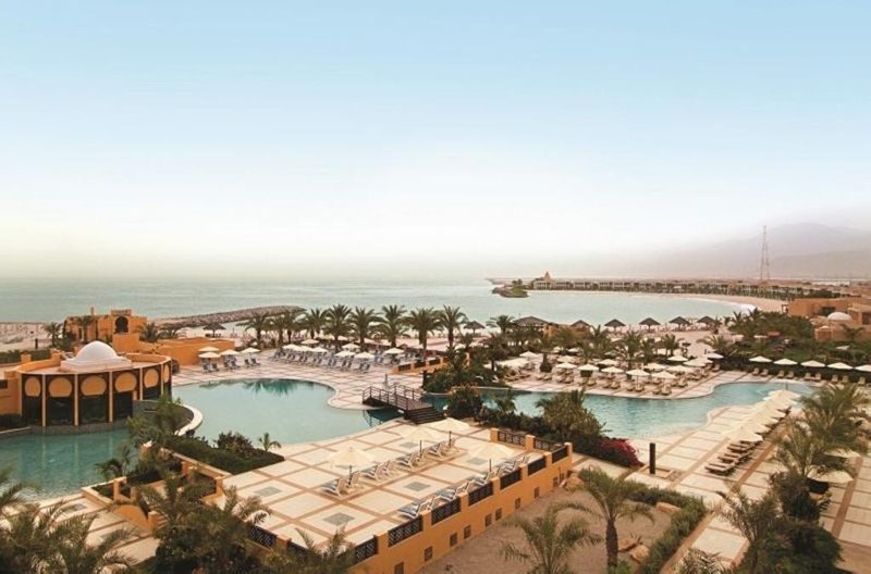 Ras Al Khaimah utazás Hilton Ras Al Khaimah Beach Resort
