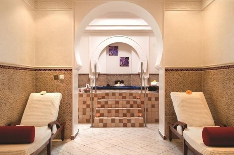 Ras Al Khaimah utazás Hilton Ras Al Khaimah Beach Resort