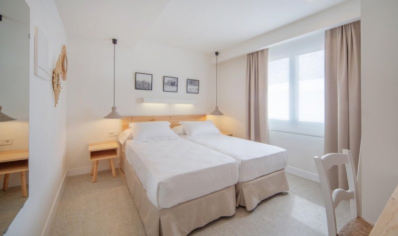 Mallorca utazás Hm Alma Beach