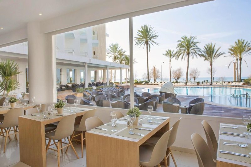 Mallorca utazás Hm Tropical