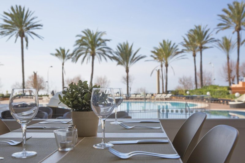 Mallorca utazás Hm Tropical