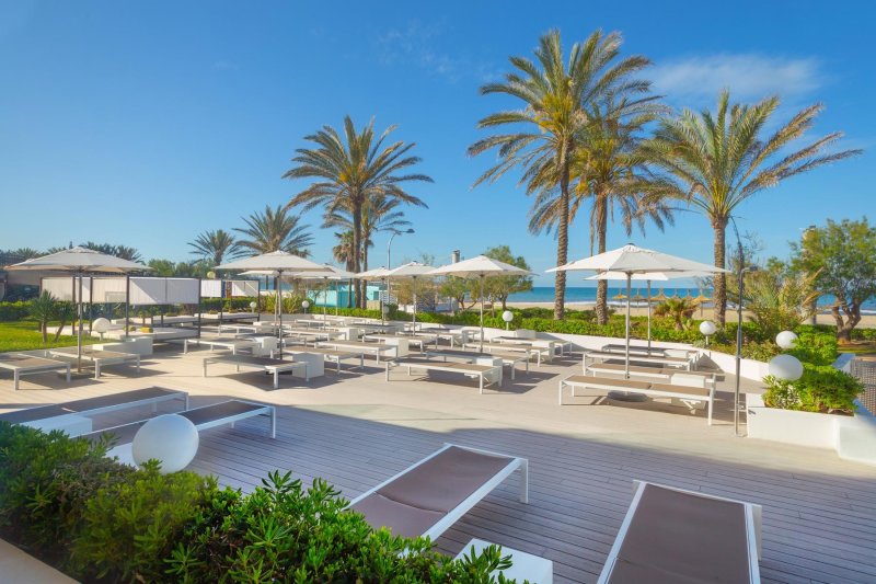 Mallorca utazás Hm Tropical