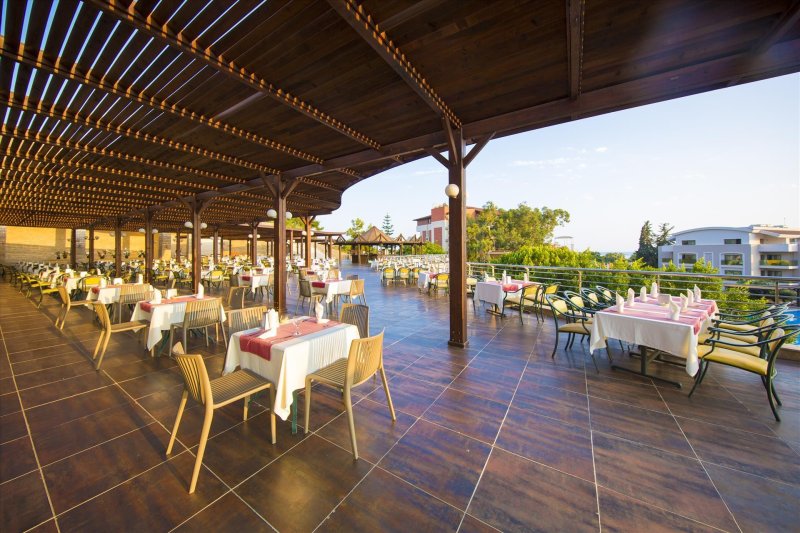 Horus Paradise Luxury Resort & Spa Side