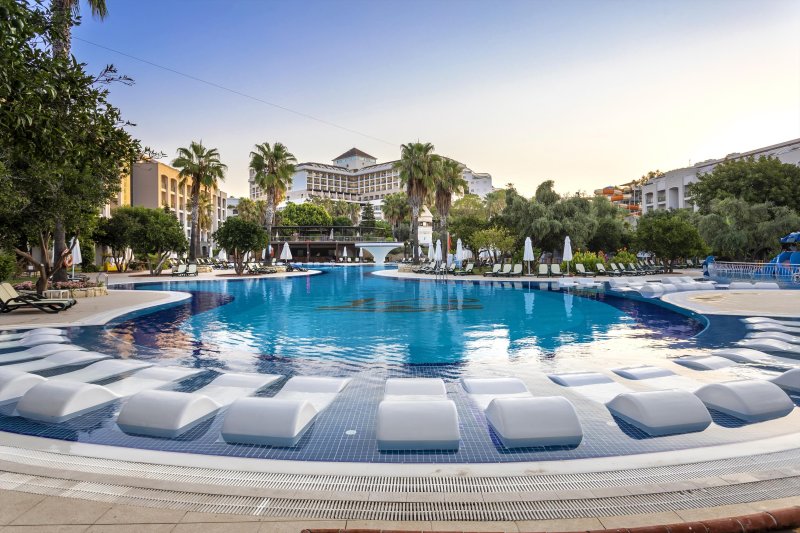 Horus Paradise Luxury Resort & Spa Side