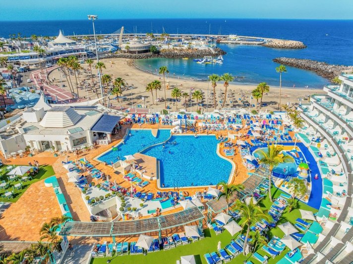 Tenerife Costa Adeje utazás Hovima La Pinta Beachfront Family Hotel