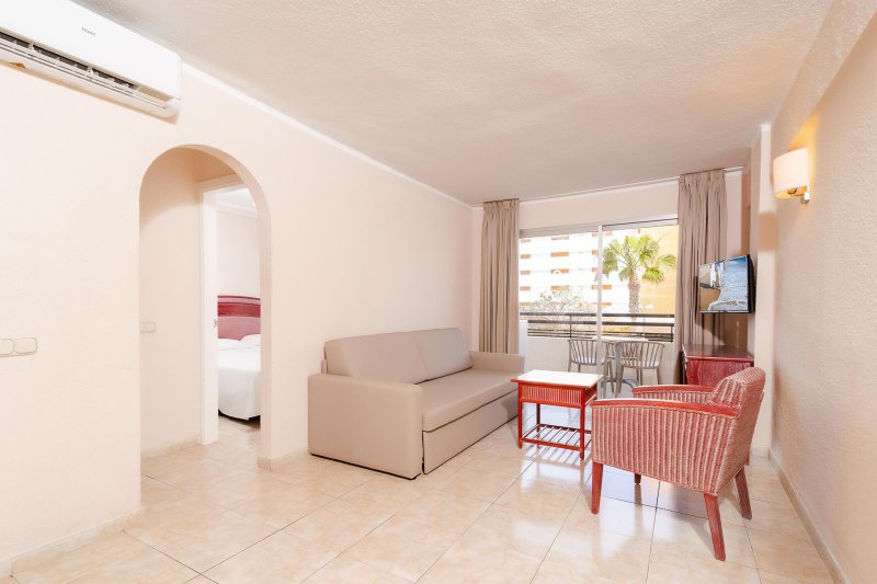 Tenerife utazás Hovima Santa Maria