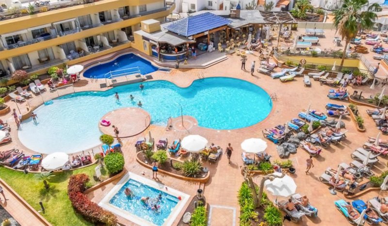 Tenerife utazás Hovima Santa Maria