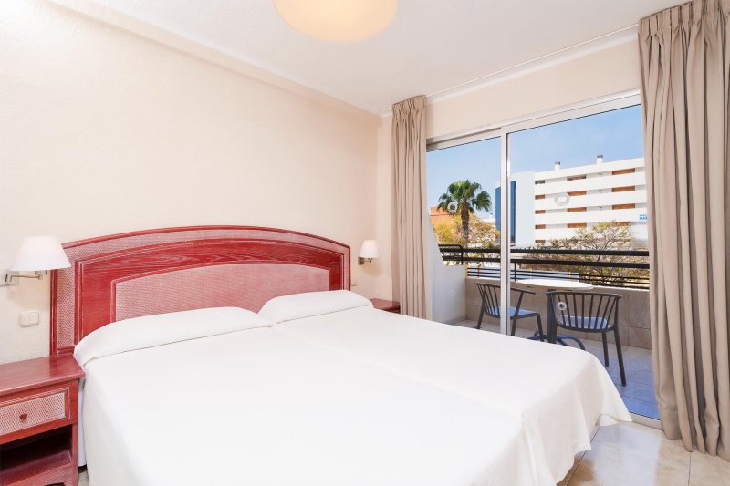 Tenerife utazás Hovima Santa Maria