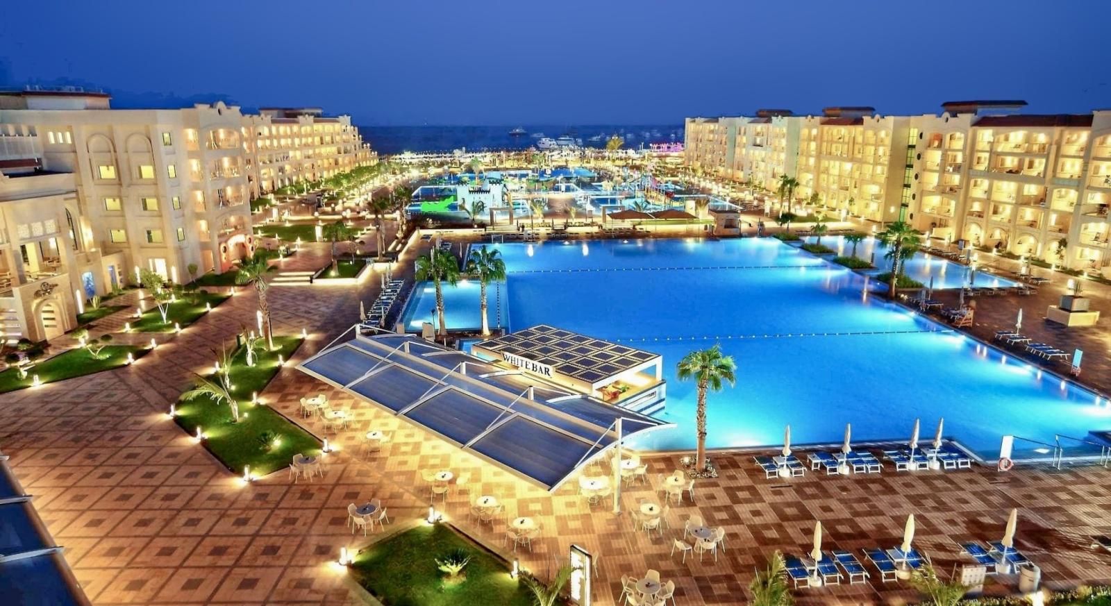 Pickalbatros White Beach Resort Hurghada