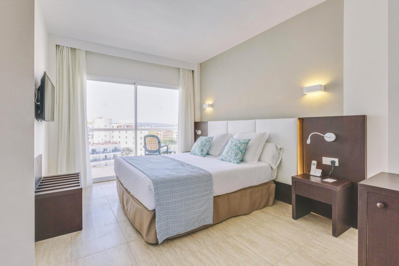 Mallorca utazás Ilunion Palmanova