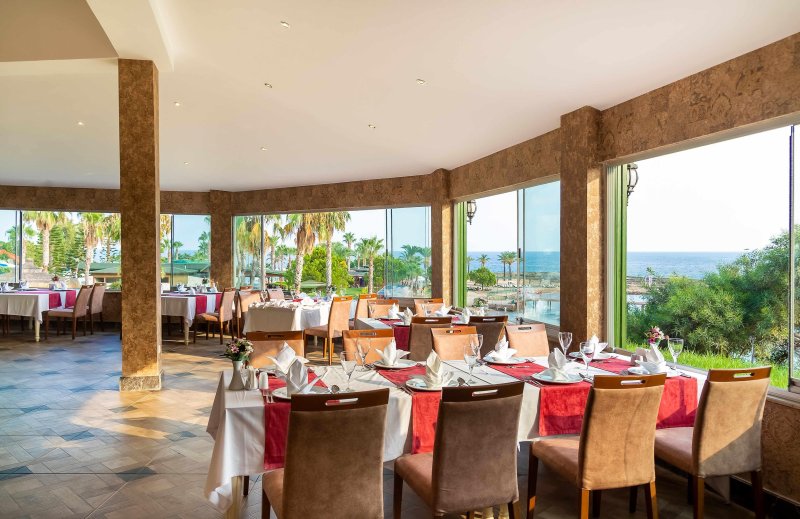 Alanya utazás Incekum Beach Resort