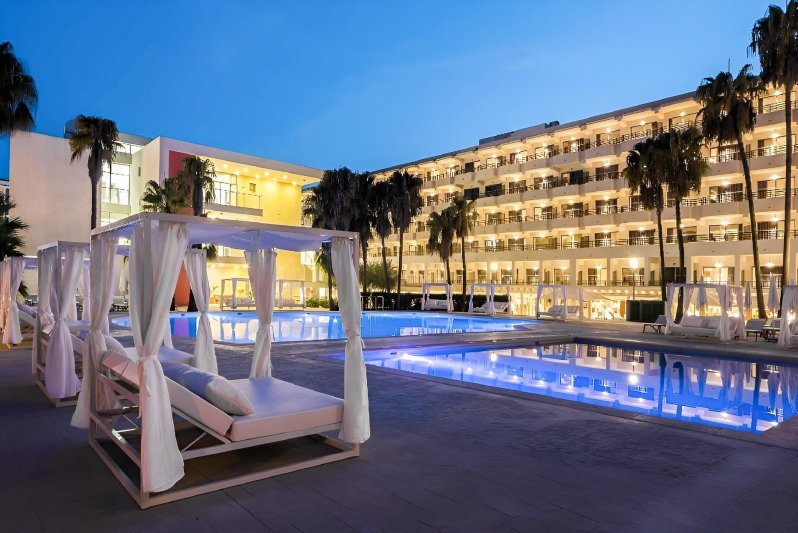 Mallorca Alcudia utazás Innside Alcudia