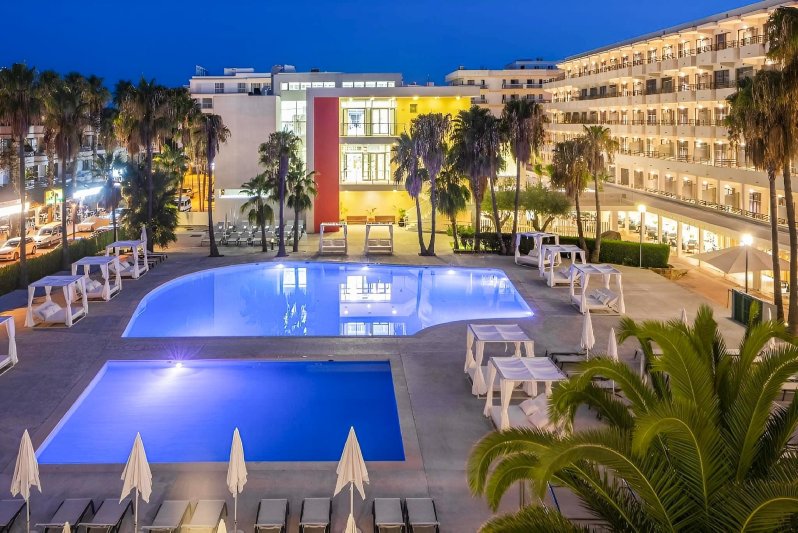 Mallorca Alcudia utazás Innside Alcudia