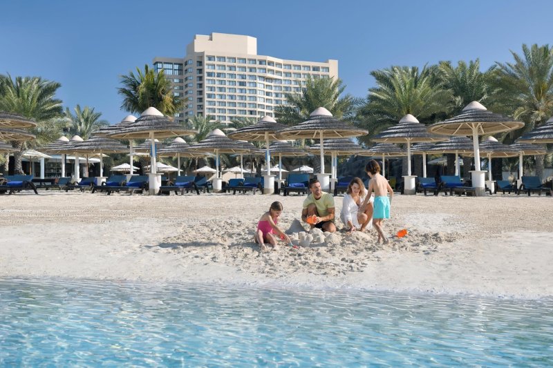 Abu Dhabi utazás Intercontinental Abu Dhabi