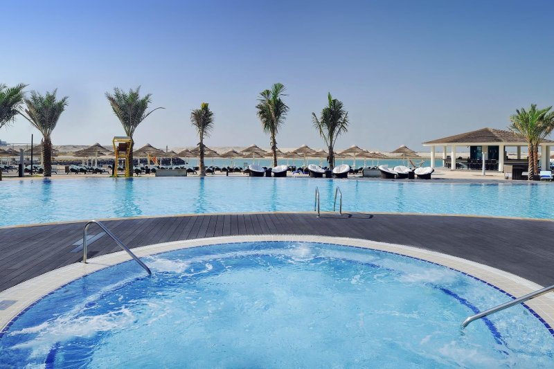 Abu Dhabi utazás Intercontinental Abu Dhabi