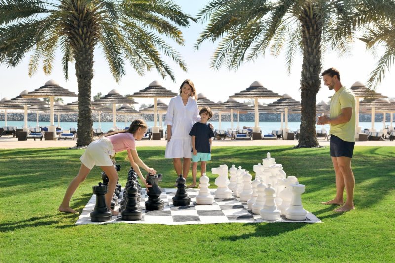 Abu Dhabi utazás Intercontinental Abu Dhabi