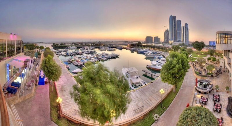 Abu Dhabi utazás Intercontinental Abu Dhabi