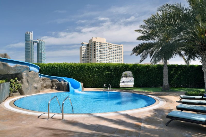 Abu Dhabi utazás Intercontinental Abu Dhabi