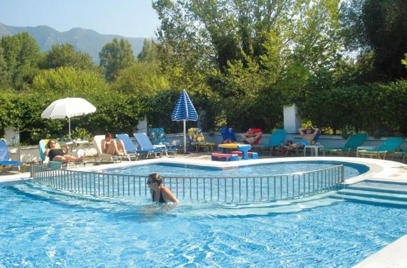 Korfu utazás Ipsos Beach