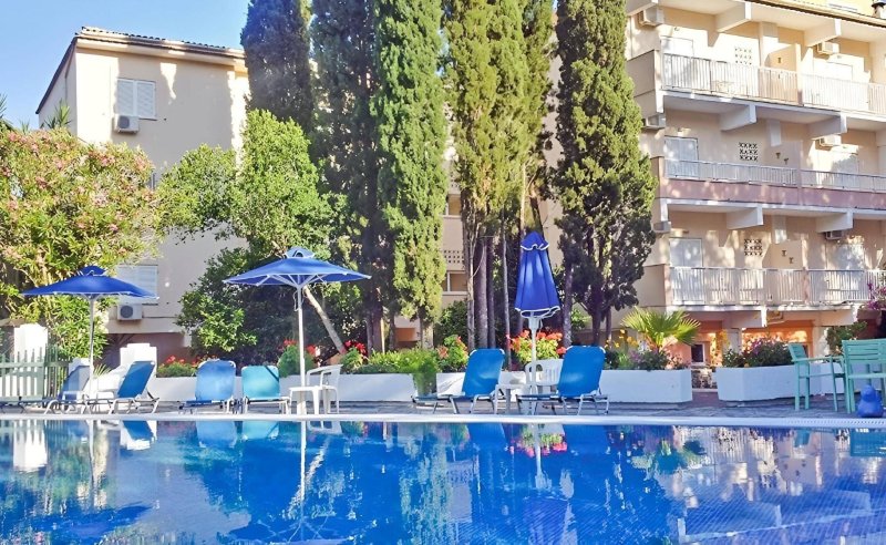 Korfu utazás Ipsos Beach