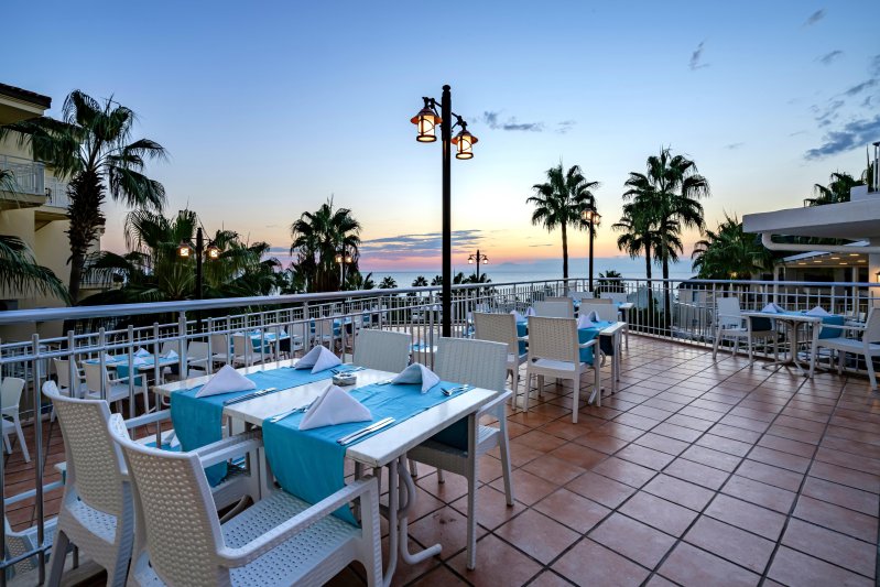 Side utazás Iz Flower Side Beach