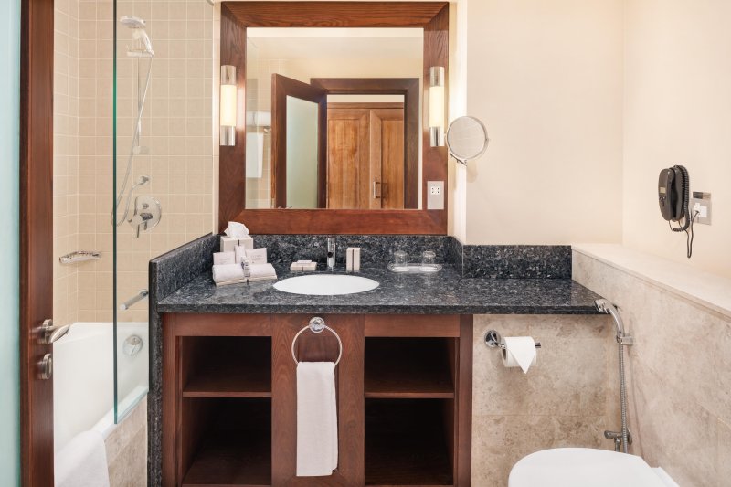 Dubai utazás Ja Ocean View Hotel