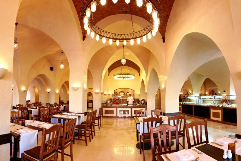 Hurghada utazás Jaz Makadina