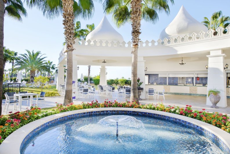 Side utazás Kamelya Aishen K. Club