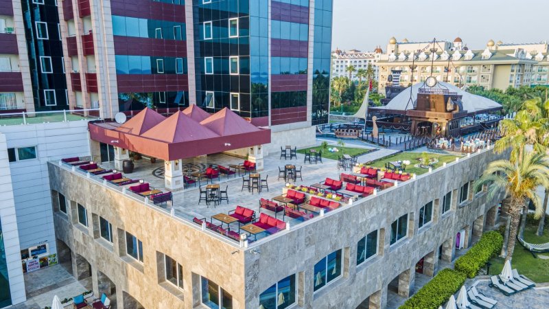 Side utazás Kamelya Aishen K. Club