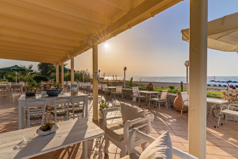 Kréta Adelianos Kampos utazás Kathrin Beach