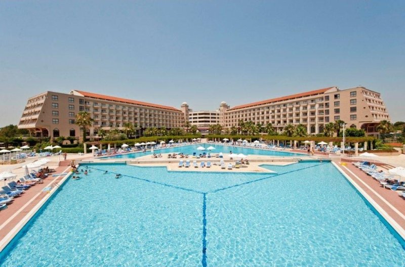 Kaya Belek Belek
