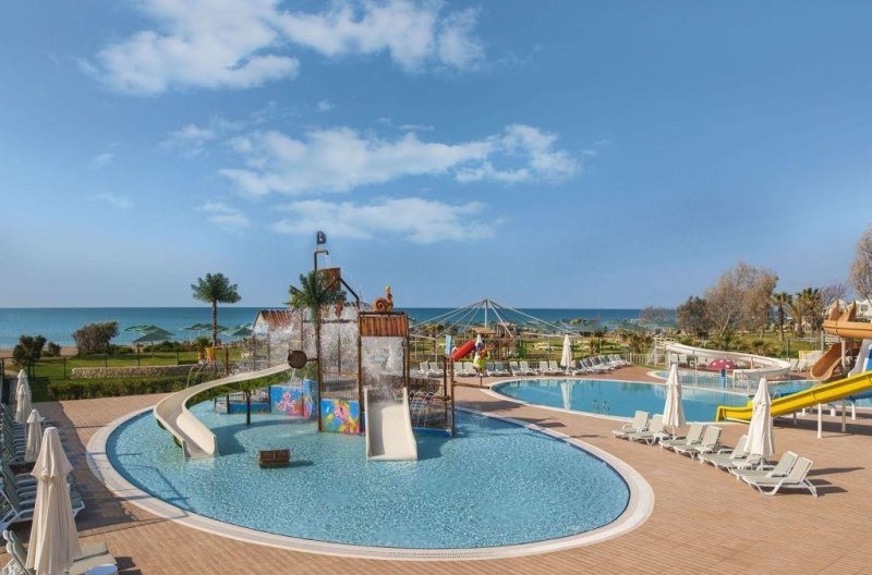 Kaya Belek Belek